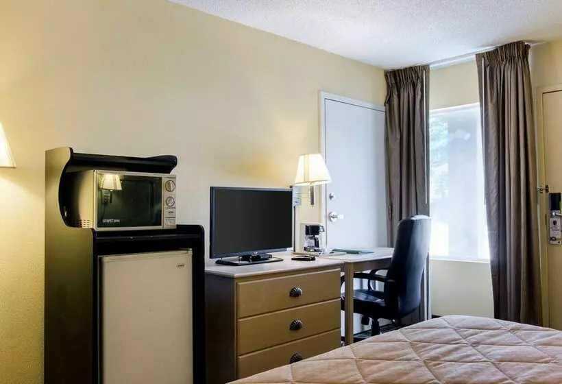 فندق Quality Inn 