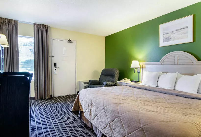 فندق Quality Inn 