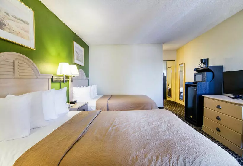 فندق Quality Inn 