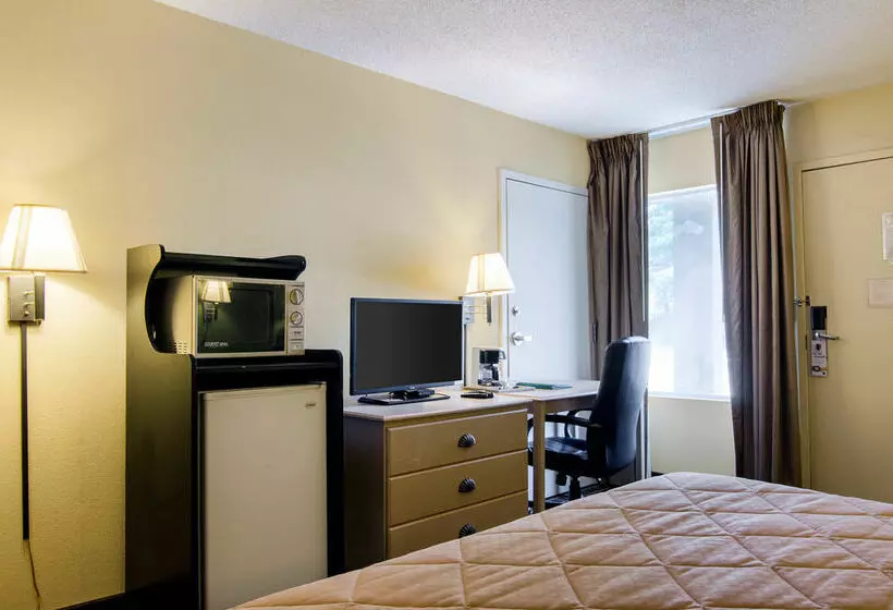 فندق Quality Inn 