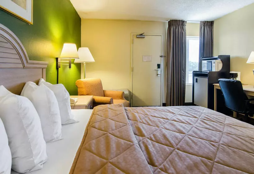 فندق Quality Inn 