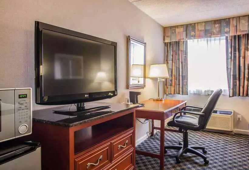 فندق Quality Inn & Suites St Charles West Chicago