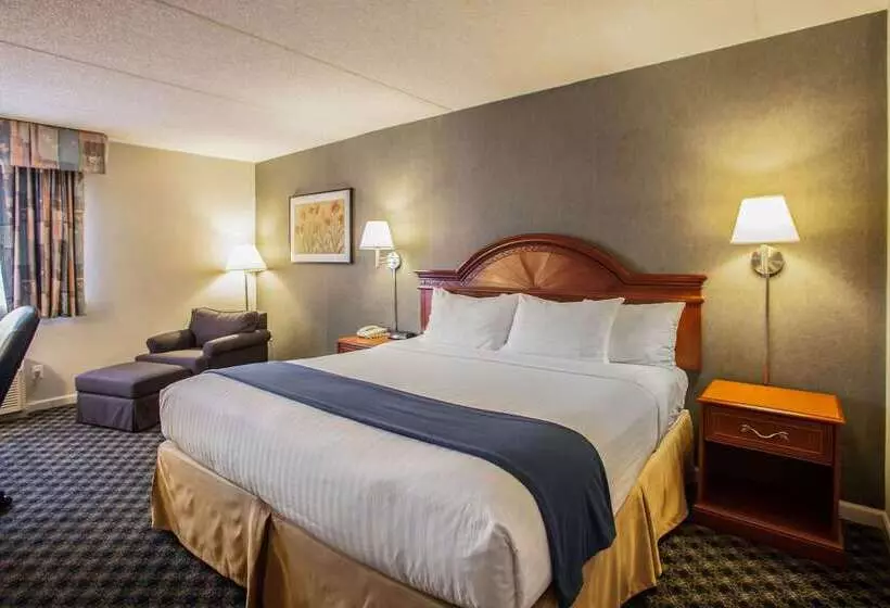 فندق Quality Inn & Suites St Charles West Chicago