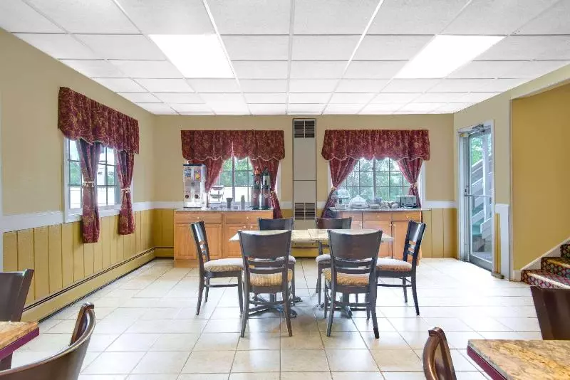 فندق Queen City Inn