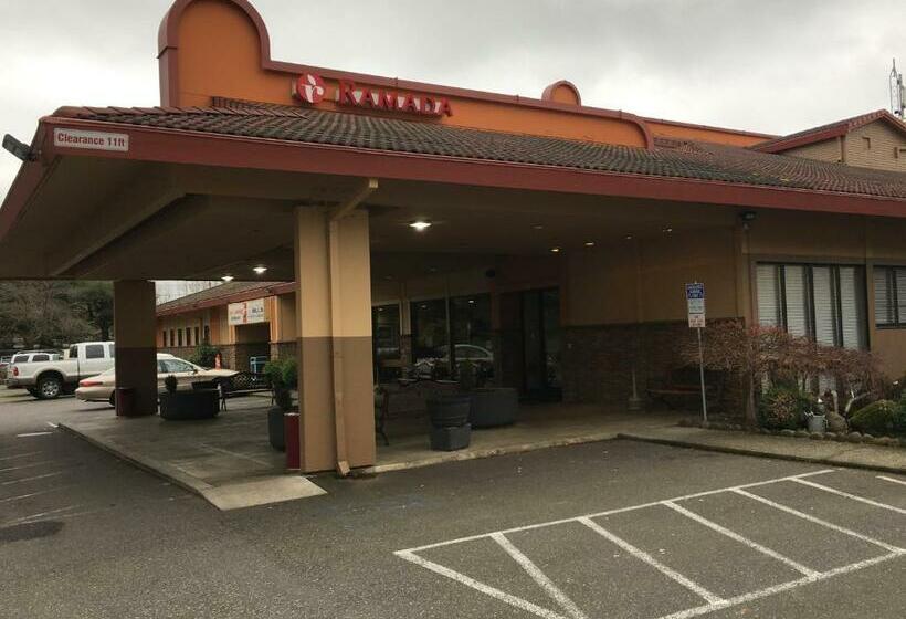 فندق Ramada By Wyndham Portland Airport