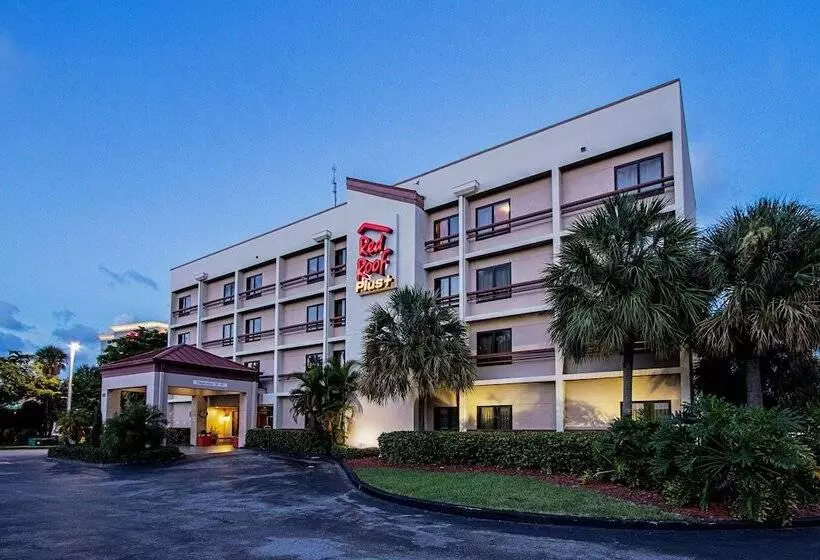 فندق Red Roof Plus Miami Airport