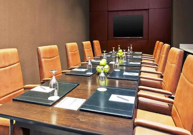 Отель The Westin Atlanta Perimeter North