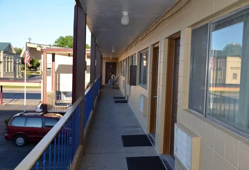 酒店 Village Inn Green Bay