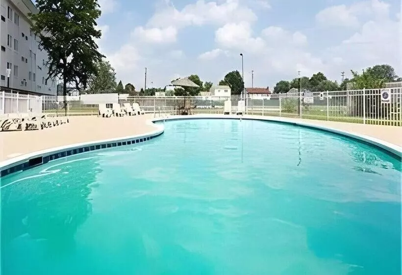 فندق Wyndham Garden Dover