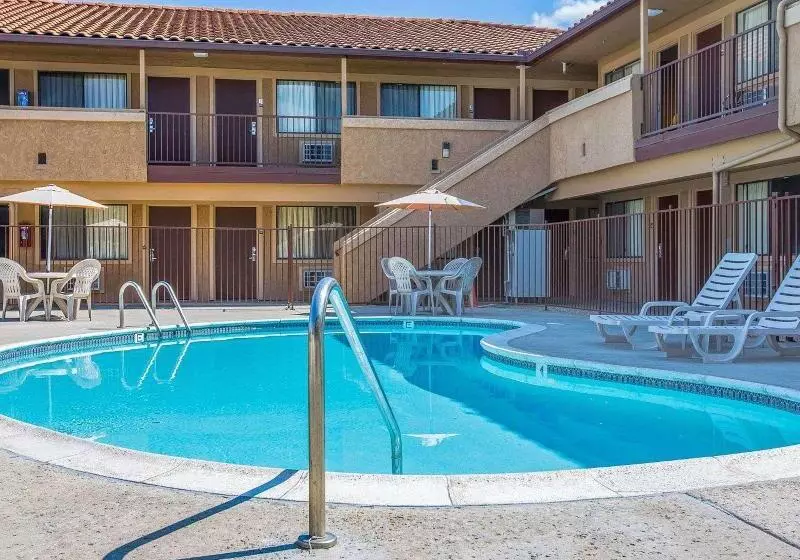 فندق على الطريق Rodeway Inn Santee San Diego East