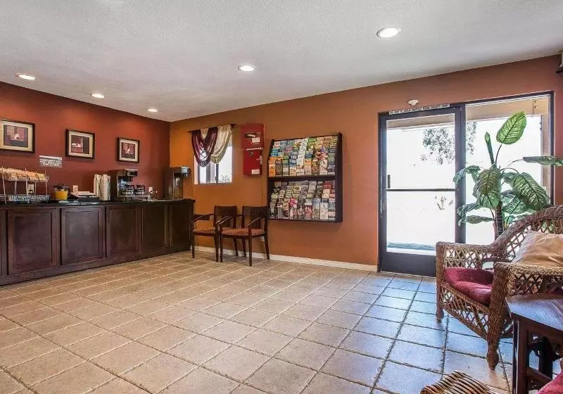 فندق على الطريق Rodeway Inn Santee San Diego East