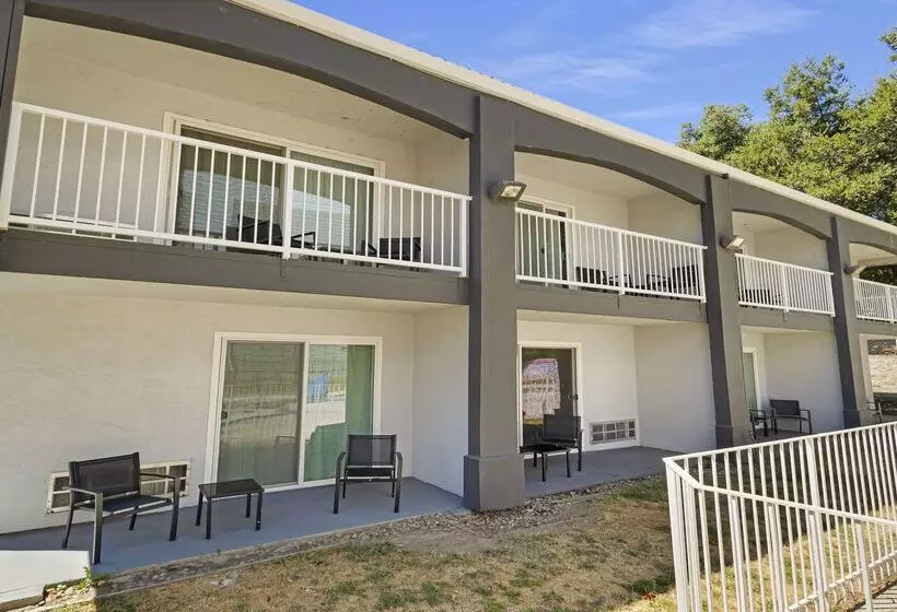 Surestay Plus Hotel By Best Western Sacramento North