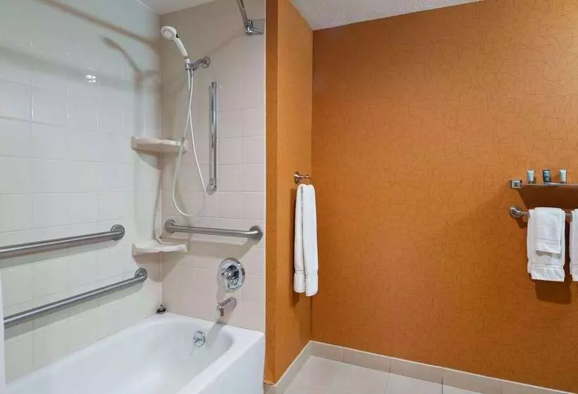 Otel Best Western Plus Fresno Airport