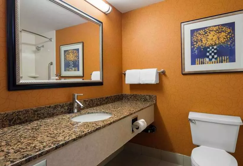 Otel Best Western Plus Fresno Airport