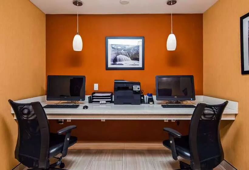 Otel Best Western Plus Fresno Airport