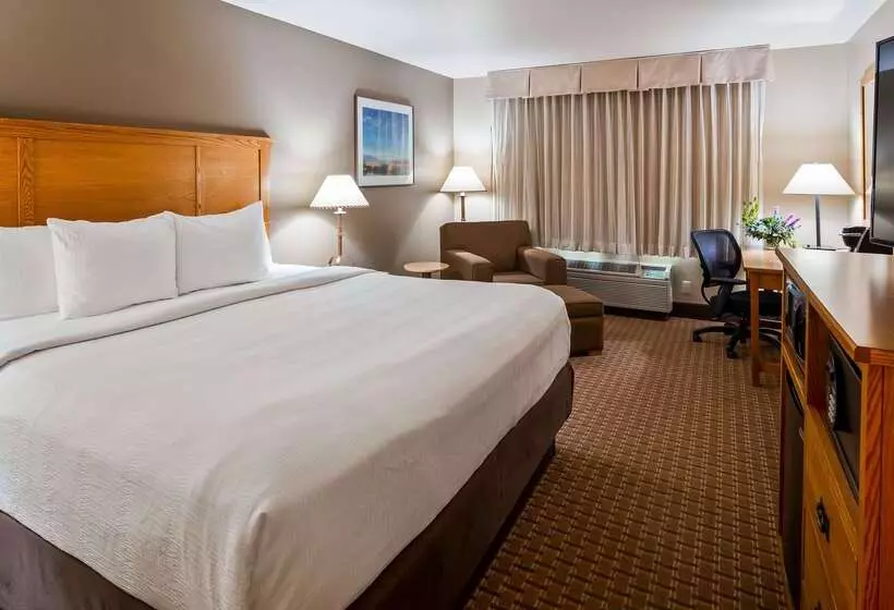 בית מלון כפרי Best Western Plus Grantree Inn