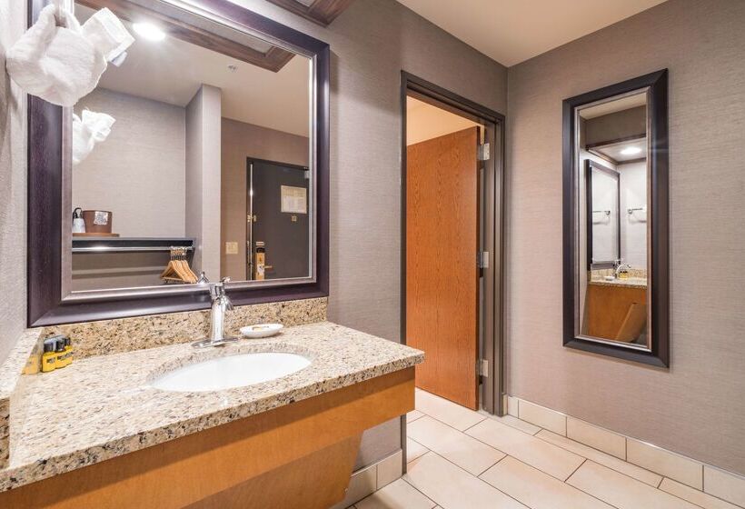 Otel Best Western Plus Grantree Inn