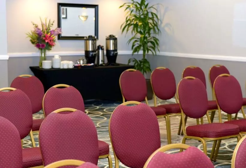 Отель Best Western Plus Grosvenor Airport