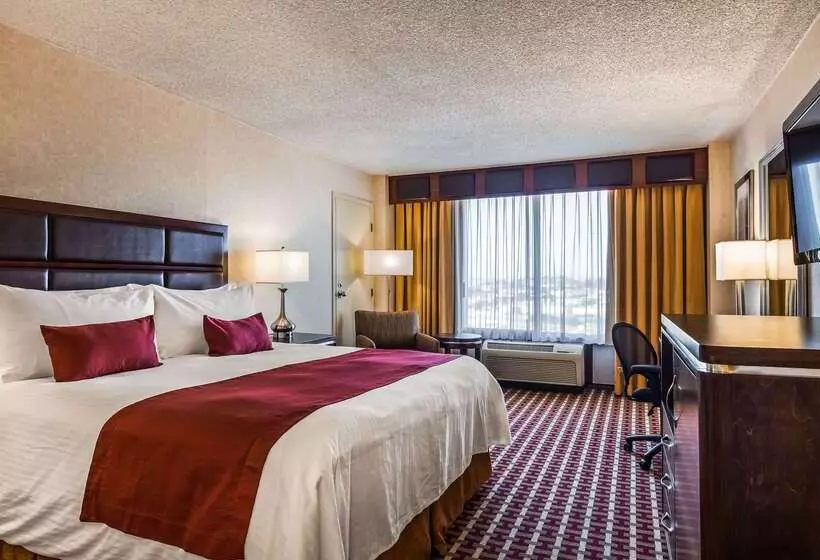 Отель Best Western Plus Grosvenor Airport