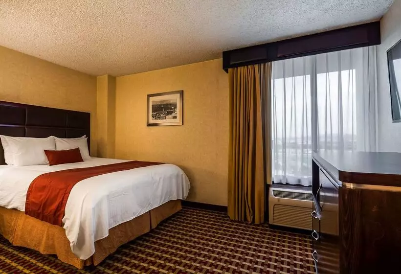 Отель Best Western Plus Grosvenor Airport