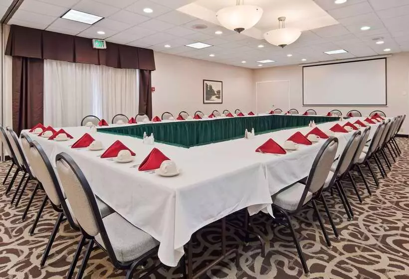 בית מלון כפרי Best Western Plus Waterville Grand