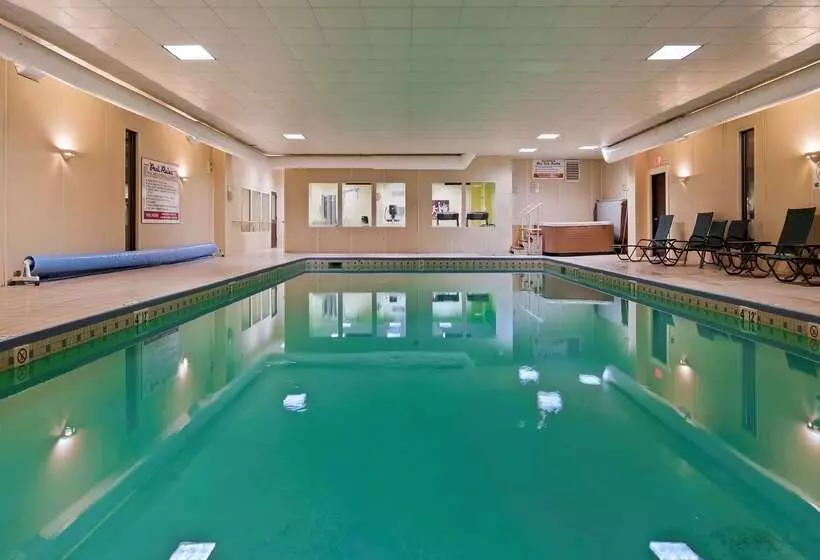 בית מלון כפרי Best Western Plus Waterville Grand