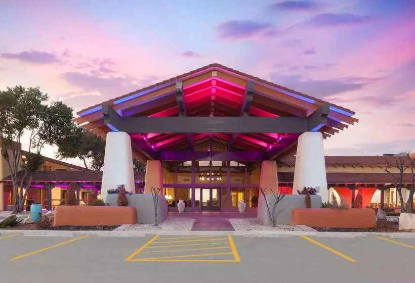 ホテル Days Inn By Wyndham Uvalde