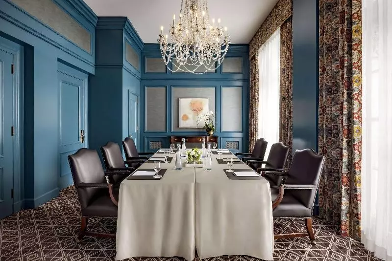 Отель Fairmont Olympic