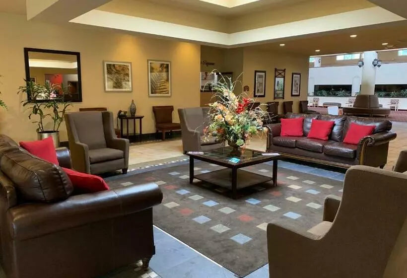 Отель The Garden Plaza