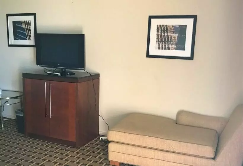 Отель Grantmoore Motor Lodge