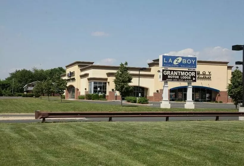 Отель Grantmoore Motor Lodge