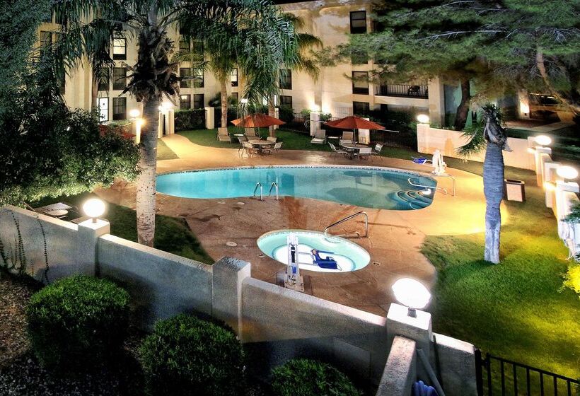 فندق Hampton Inn Tucsonairport