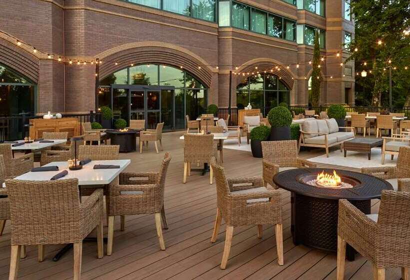 호텔 Hilton Atlanta Northeast