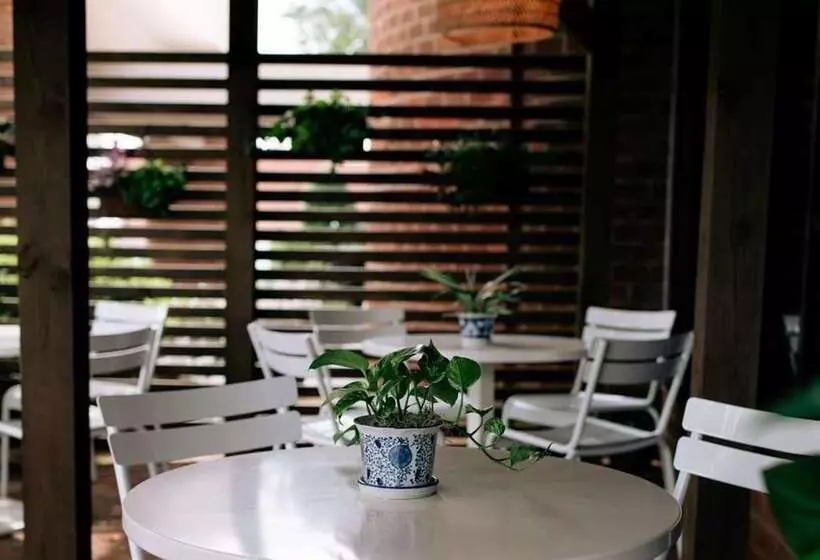 هتل Hilton Greenville