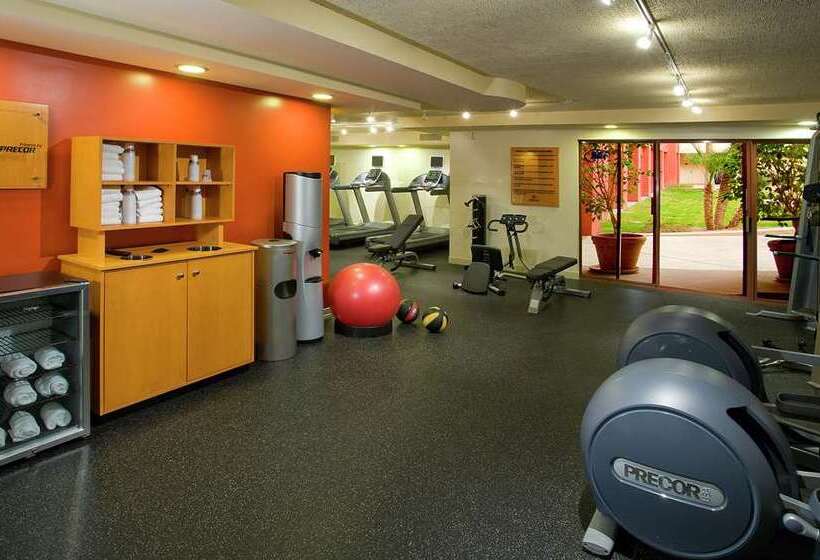 ホテル Hilton Phoenix Airport