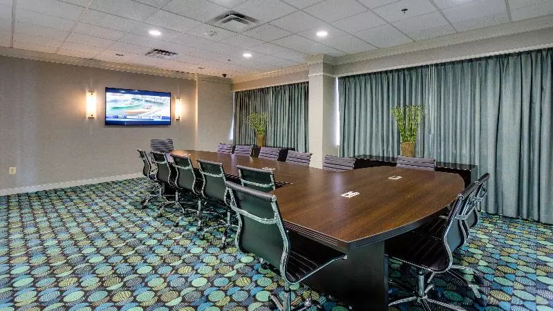 호텔 Holiday Inn Express Washington Dc Sw Springfield By Ihg