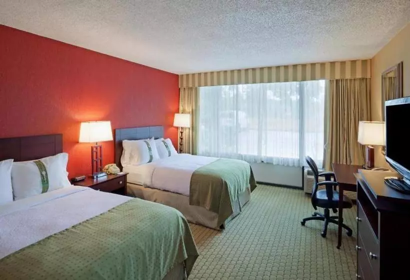 فندق Holiday Inn & Suites Nashua, An Ihg