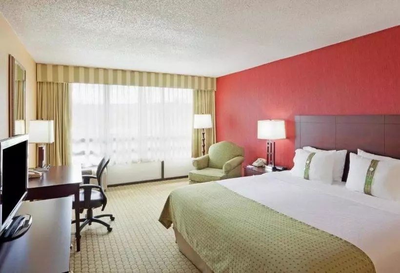 فندق Holiday Inn & Suites Nashua, An Ihg