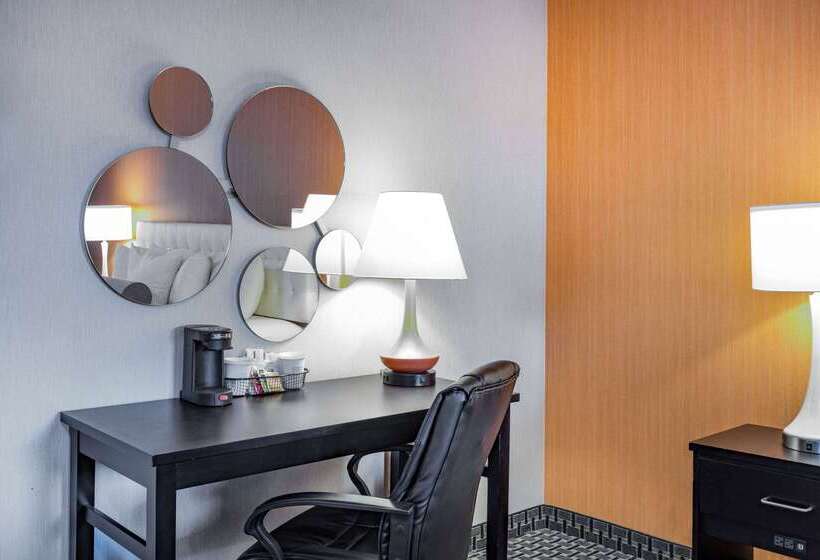 فندق Howard Johnson By Wyndham Lima