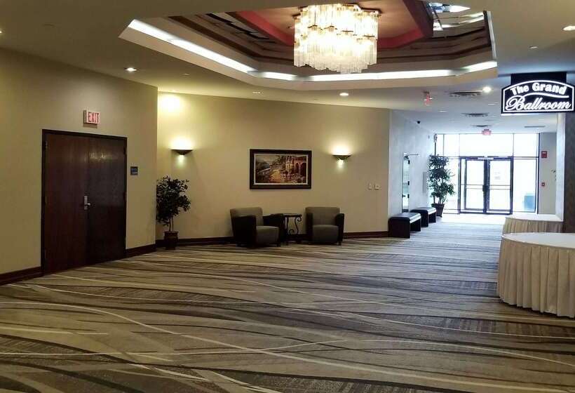 فندق Howard Johnson By Wyndham Lima