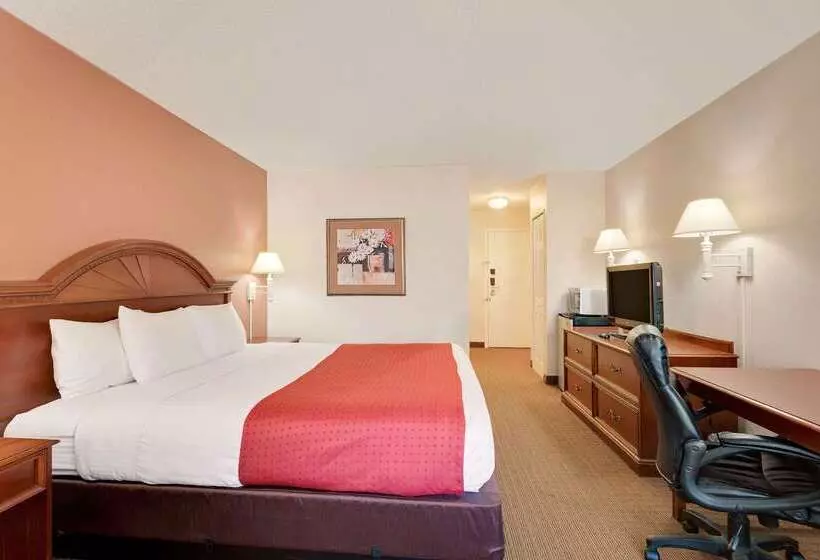 בית מלון כפרי Ramada By Wyndham Provo