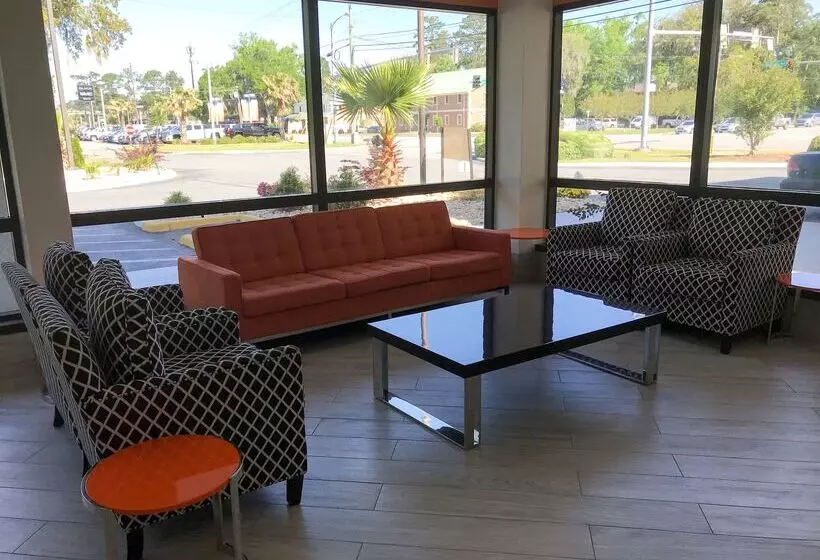 Motel 6savannah, Ga  Midtown