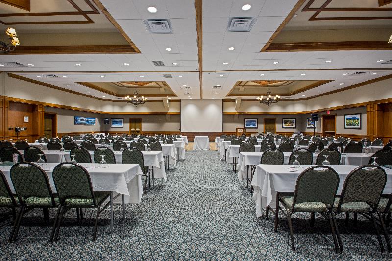 אתר נופש Crowne Plaza Lake Placid, An Ihg