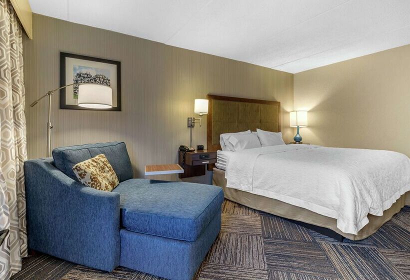فندق Hampton Inn Green Bay Downtown