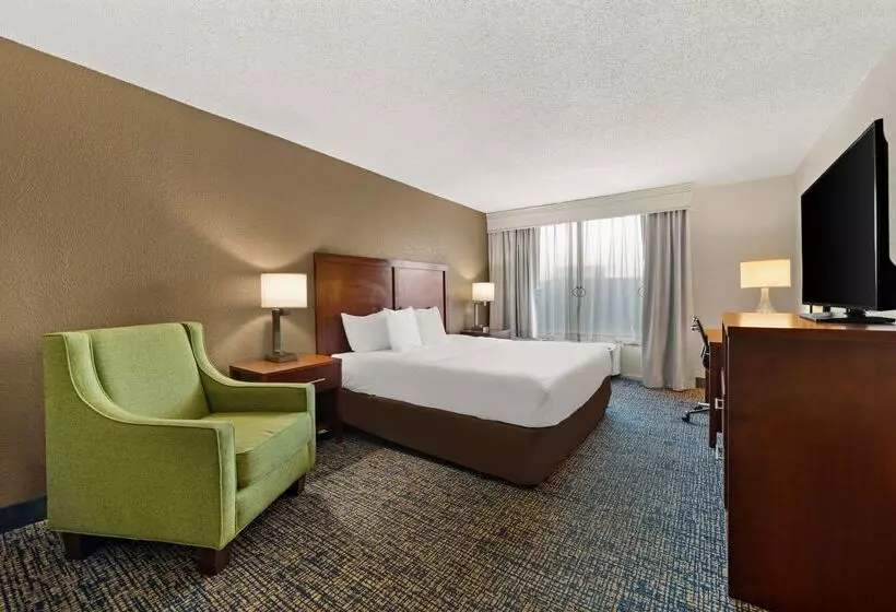 Отель Comfort Inn On The Ocean