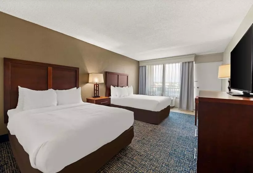 Отель Comfort Inn On The Ocean