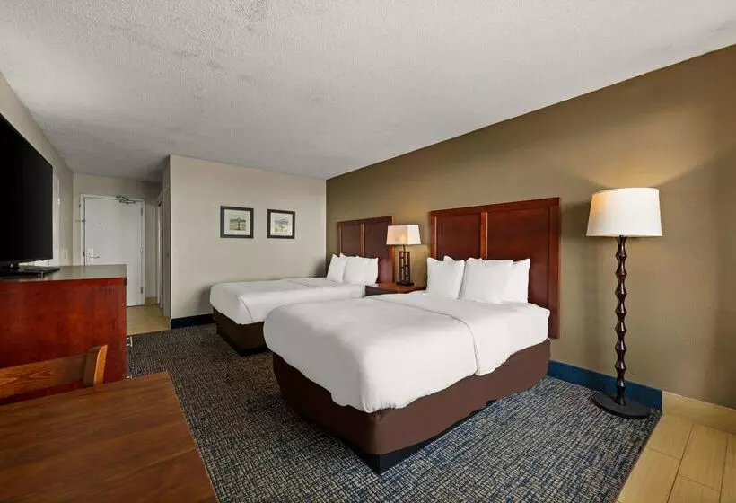 Отель Comfort Inn On The Ocean