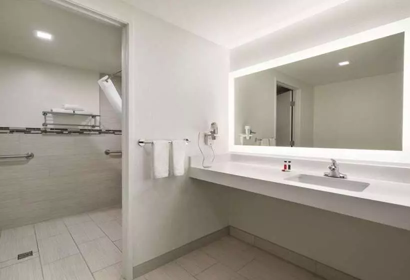 Days Hotel By Wyndham Flagstaff