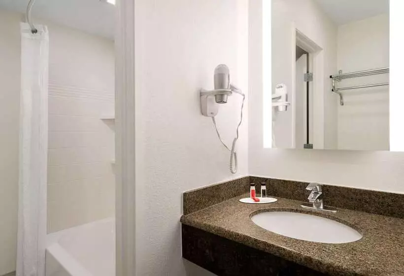 Days Hotel By Wyndham Flagstaff