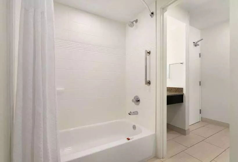 Days Hotel By Wyndham Flagstaff